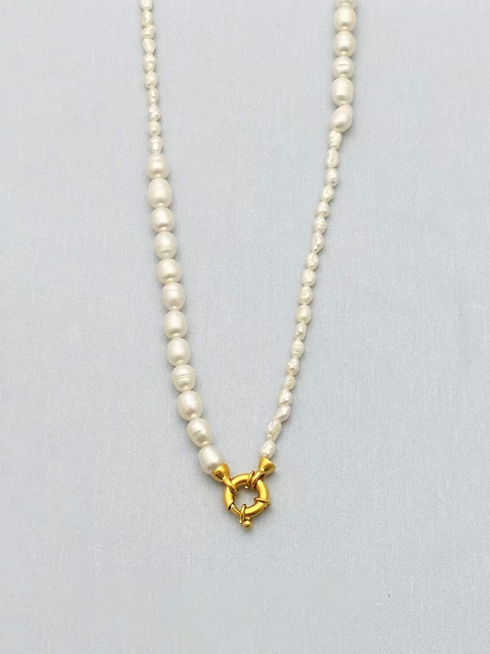 Quater Pearl Necklace